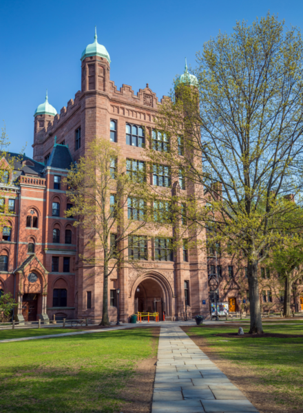 TOUR YALE UNIVERSITY